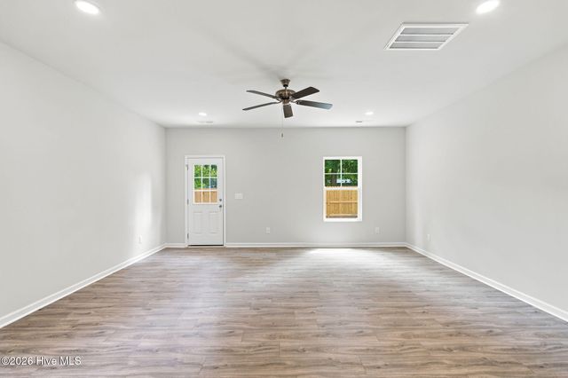 468 Maides Avenue, Wilmington, NC 28405