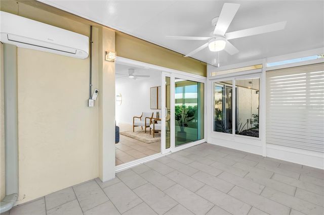 111 WHISPERING SANDS CIRCLE V38, Sarasota, FL 34242