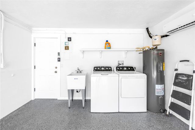 111 WHISPERING SANDS CIRCLE V38, Sarasota, FL 34242