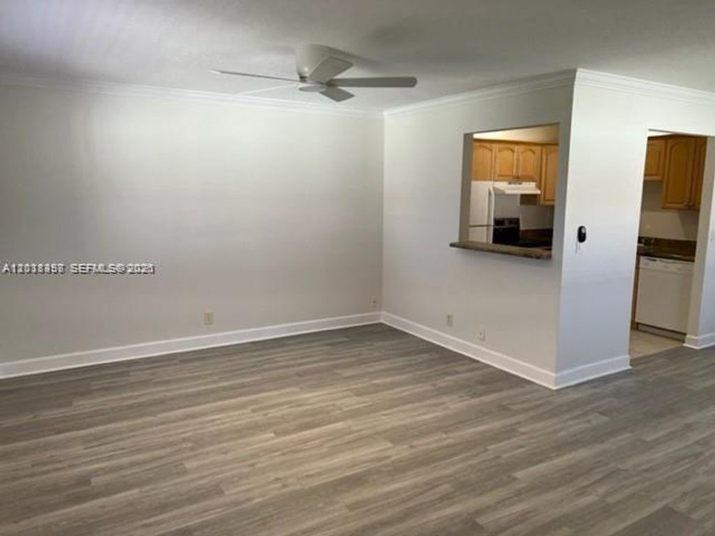 594 Saxony M 594, Delray Beach, FL 33446