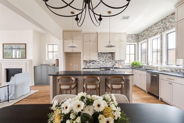 1621 Pioneer Street, Oklahoma City, OK 73108