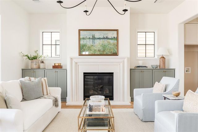 1621 Pioneer Street, Oklahoma City, OK 73108