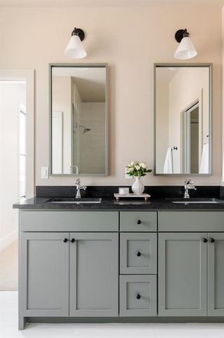 1621 Pioneer Street, Oklahoma City, OK 73108