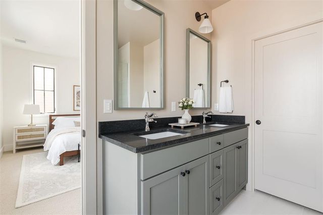 1621 Pioneer Street, Oklahoma City, OK 73108