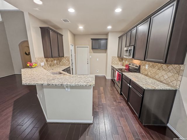 7115 Summer Way, San Antonio, TX 78240