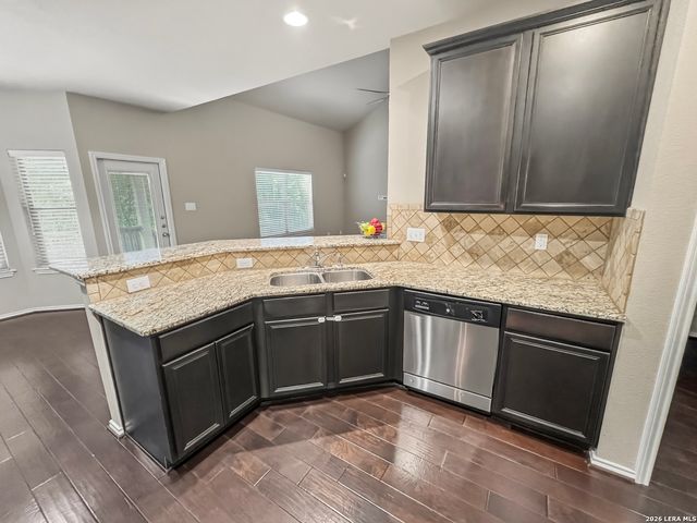 7115 Summer Way, San Antonio, TX 78240