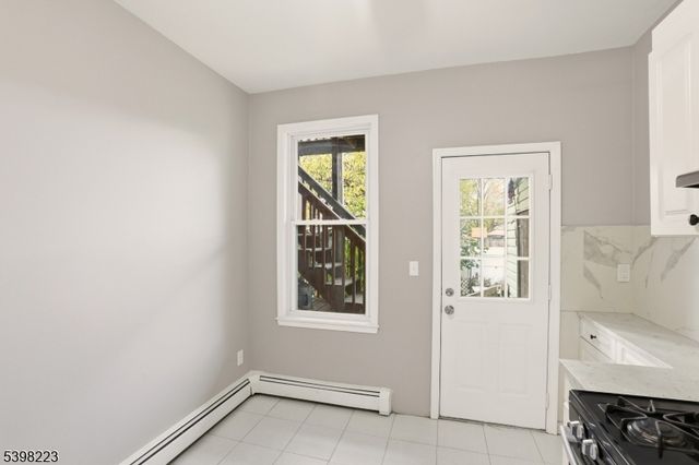 426 Kennedy Blvd, Bayonne City, NJ 07002