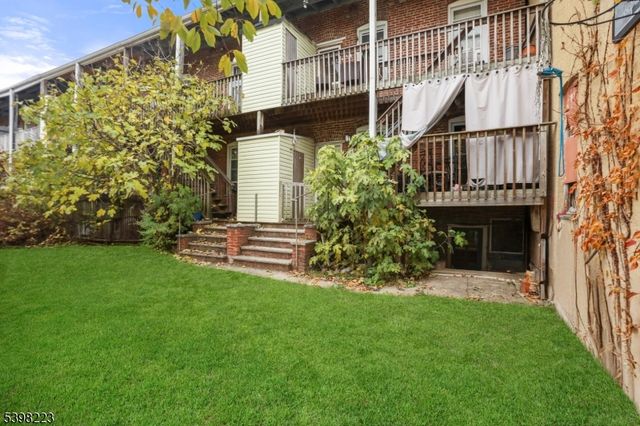 426 Kennedy Blvd, Bayonne City, NJ 07002