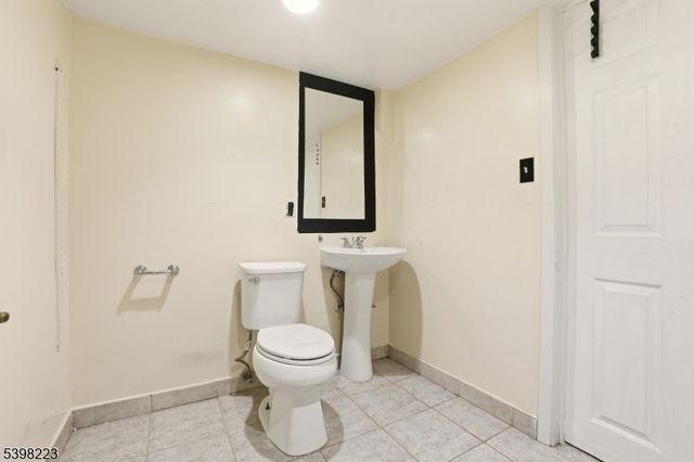 426 Kennedy Blvd, Bayonne City, NJ 07002