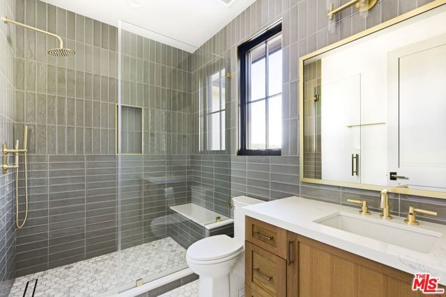 6310 Mirror Lake Drive, Los Angeles, CA 90068