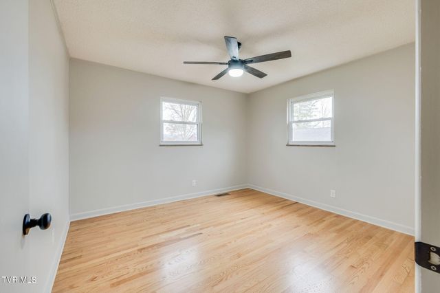 126 Skyview Drive, Greeneville, TN 37745