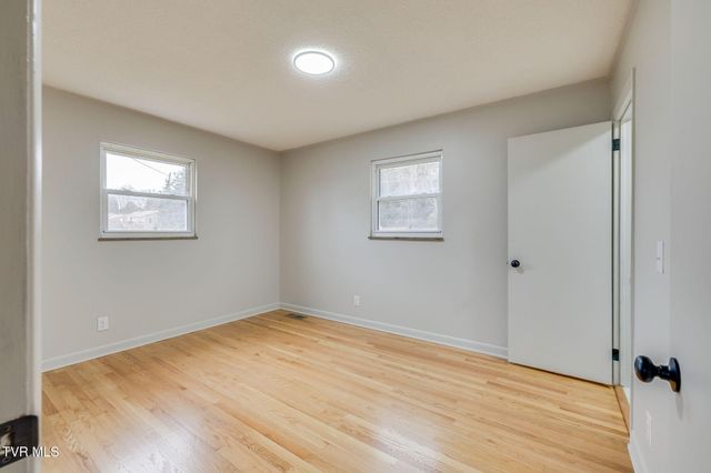 126 Skyview Drive, Greeneville, TN 37745