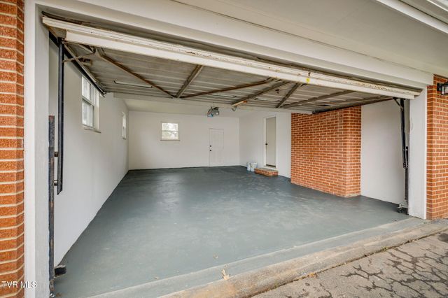 126 Skyview Drive, Greeneville, TN 37745