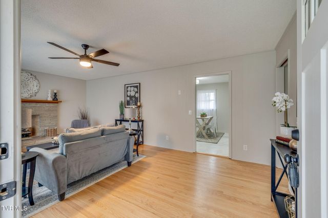 126 Skyview Drive, Greeneville, TN 37745