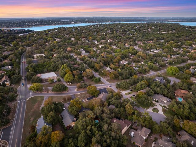 106 Sailmaster ST, Lakeway, TX 78734