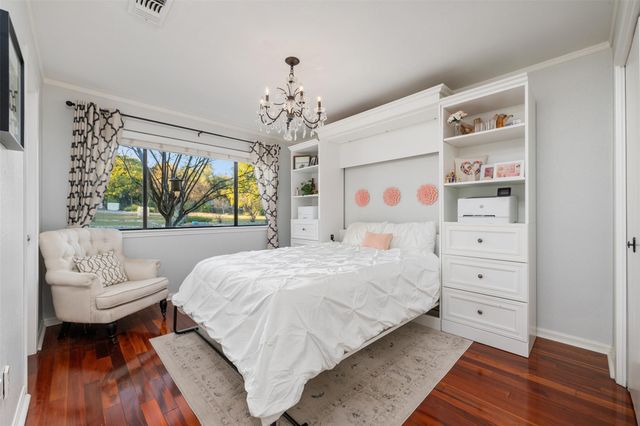 106 Sailmaster ST, Lakeway, TX 78734