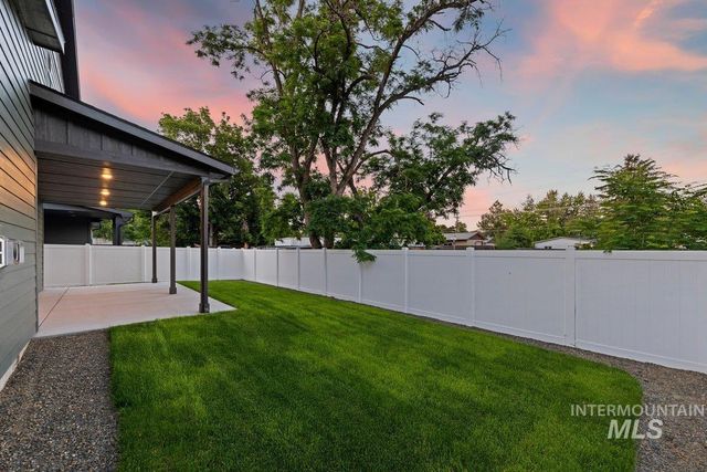 3752 Jackie Lane, Boise, ID 83704