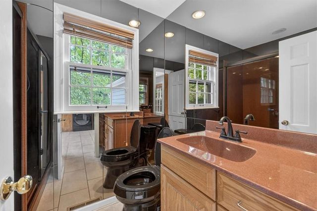 6336 Ensley Lane, Mission Hills, KS 66208