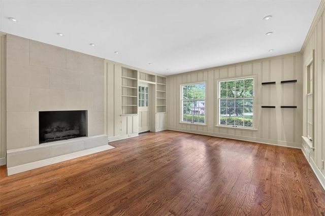 6336 Ensley Lane, Mission Hills, KS 66208