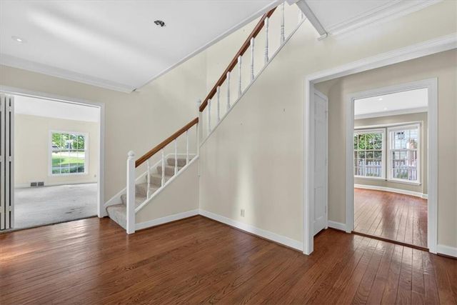6336 Ensley Lane, Mission Hills, KS 66208