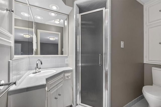 6336 Ensley Lane, Mission Hills, KS 66208