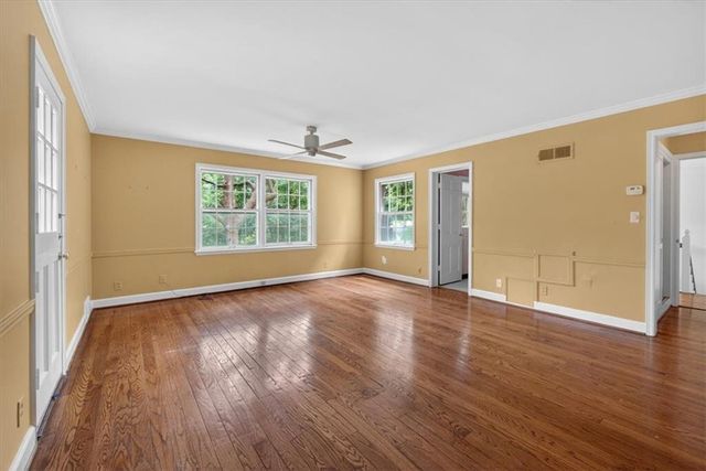 6336 Ensley Lane, Mission Hills, KS 66208
