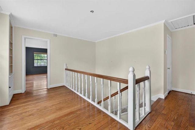6336 Ensley Lane, Mission Hills, KS 66208