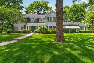 6336 Ensley Lane, Mission Hills, KS 66208