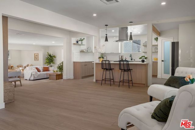 15448 Stare Street, San Fernando, CA 91345