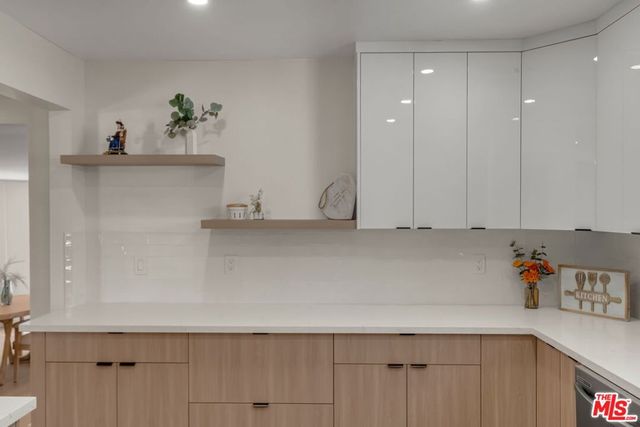 15448 Stare Street, San Fernando, CA 91345