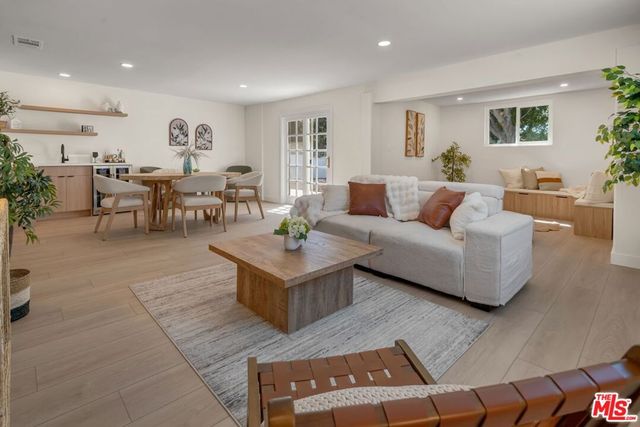 15448 Stare Street, San Fernando, CA 91345