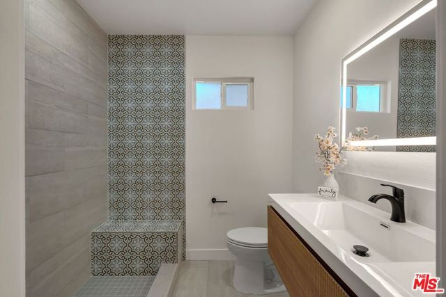 15448 Stare Street, San Fernando, CA 91345