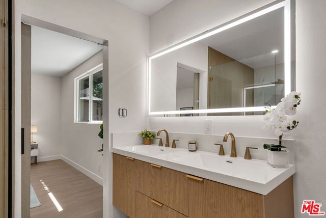 15448 Stare Street, San Fernando, CA 91345