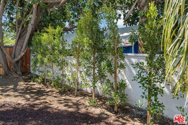 15448 Stare Street, San Fernando, CA 91345