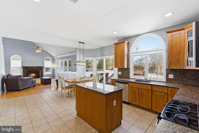 17 CUTTER COURT, Cream Ridge, NJ 08514