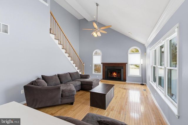 17 CUTTER COURT, Cream Ridge, NJ 08514