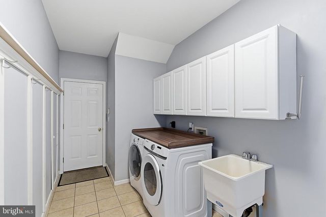 17 CUTTER COURT, Cream Ridge, NJ 08514