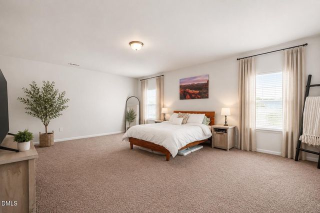 253 Shooting Star Lane, Clayton, NC 27520