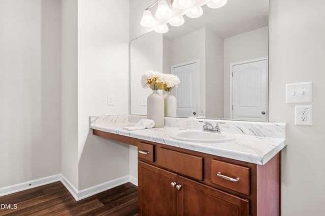 253 Shooting Star Lane, Clayton, NC 27520