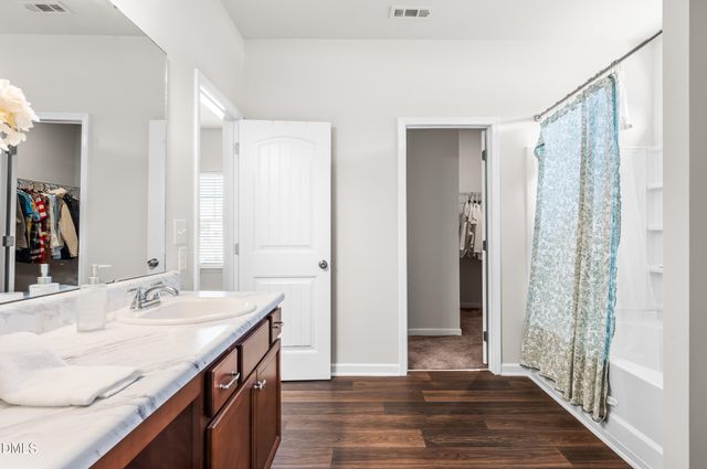 253 Shooting Star Lane, Clayton, NC 27520