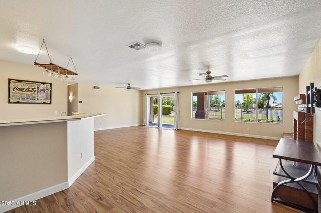 5681 W ABRAHAM Lane, Glendale, AZ 85308