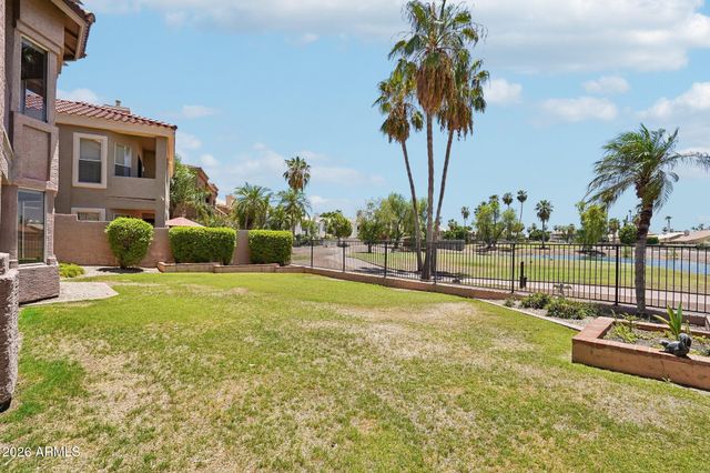 5681 W ABRAHAM Lane, Glendale, AZ 85308
