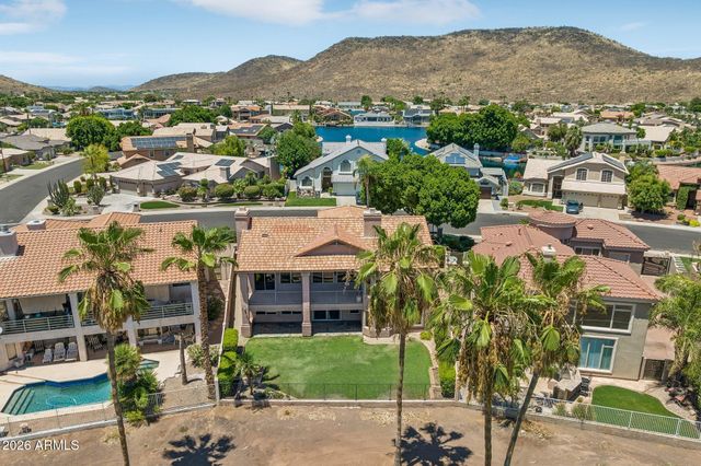 5681 W ABRAHAM Lane, Glendale, AZ 85308