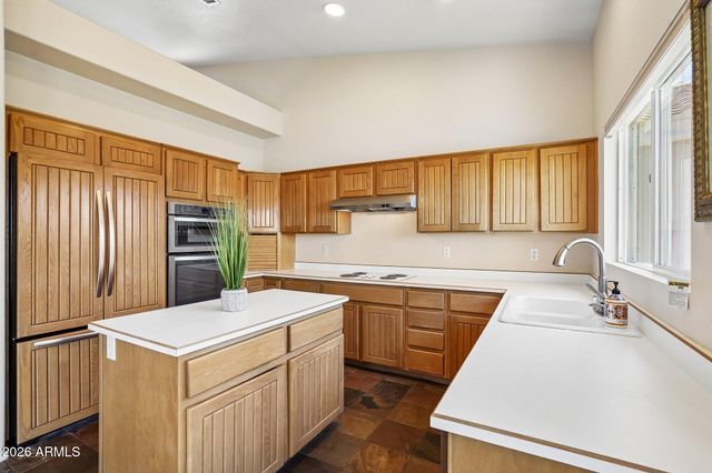5681 W ABRAHAM Lane, Glendale, AZ 85308