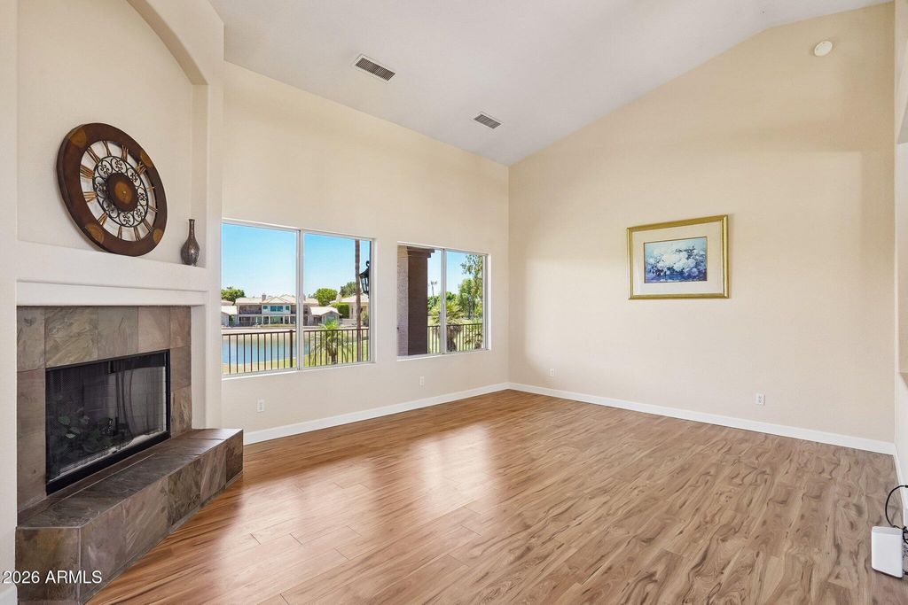 5681 W ABRAHAM Lane, Glendale, AZ 85308 — photo 4