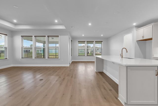 1586 Crested Iris Way, North Myrtle Beach, SC 29582