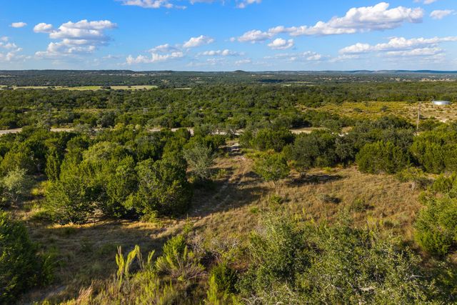 1051 Lipan Apache RUN, Blanco, TX 78606