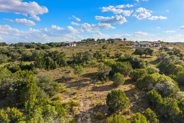 1051 Lipan Apache RUN, Blanco, TX 78606
