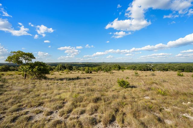 1051 Lipan Apache RUN, Blanco, TX 78606