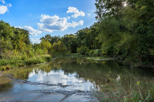 1051 Lipan Apache RUN, Blanco, TX 78606